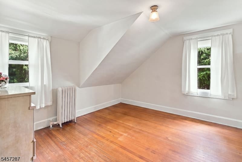 33 Pine St, Cranford Twp. photo 14