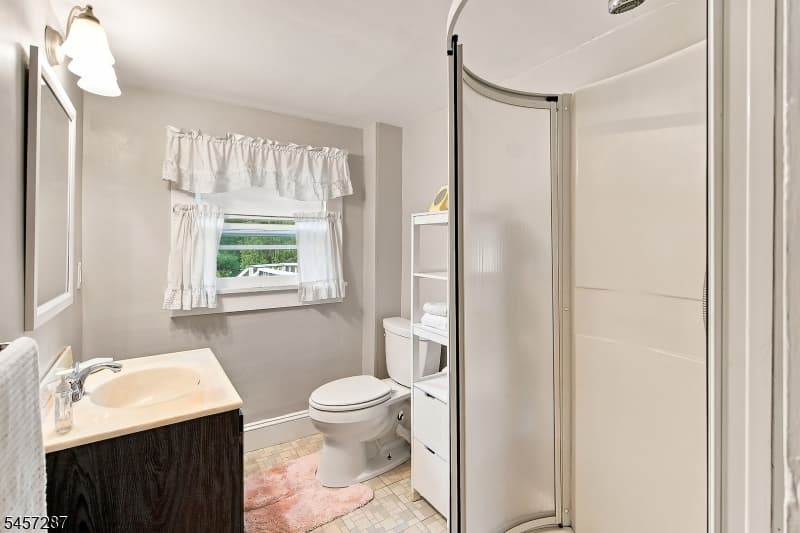 33 Pine St, Cranford Twp. photo 9