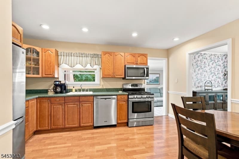 23 Evergreen Dr, Berkeley Heights Twp. photo 4
