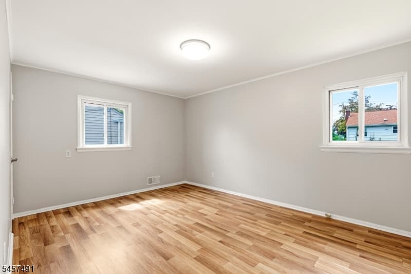 610 Academy Ter, Linden City photo 16