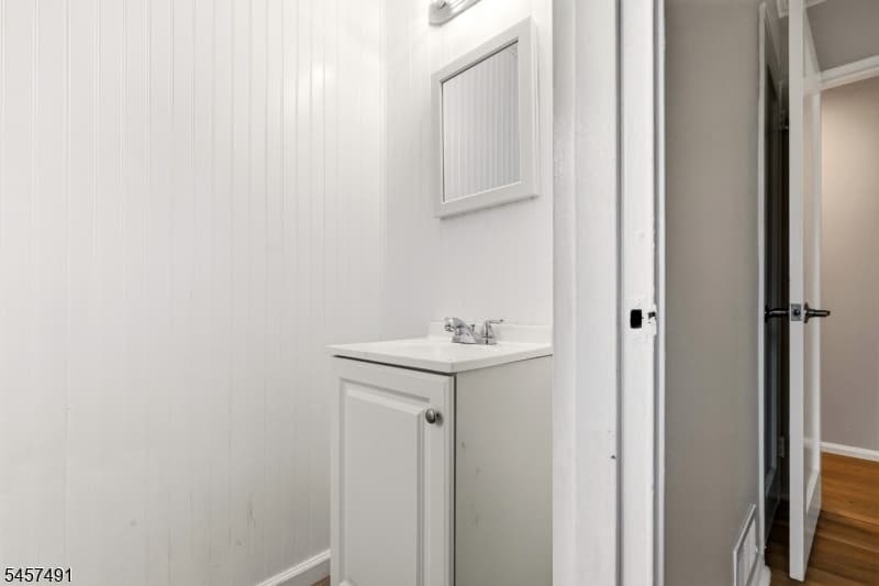 610 Academy Ter, Linden City photo 18