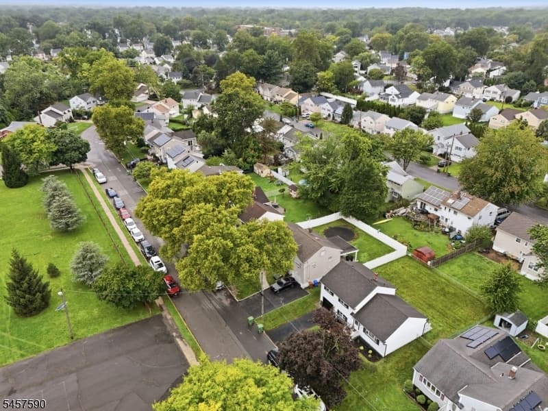 624 Exeter Rd, Linden City photo 5