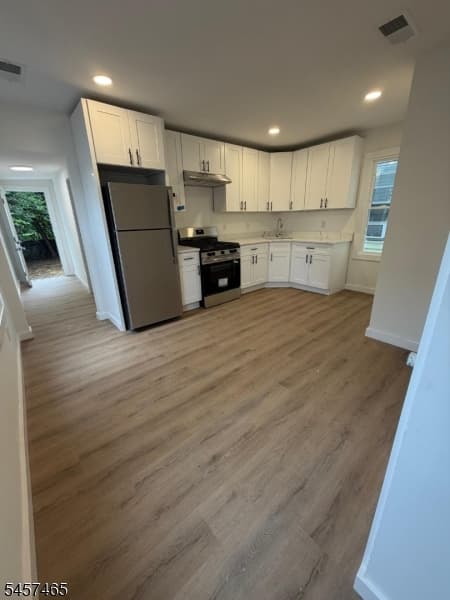 310 Walnut St, Elizabeth City photo 3