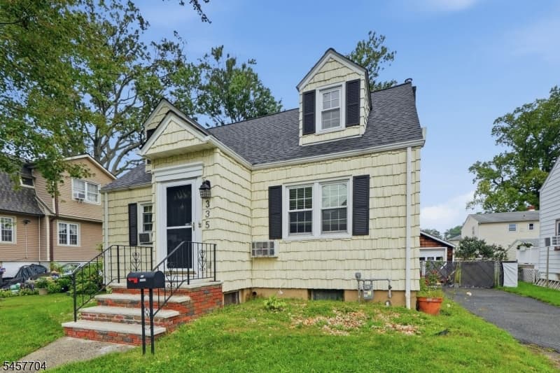 335 Dermody St, Roselle Boro photo 2
