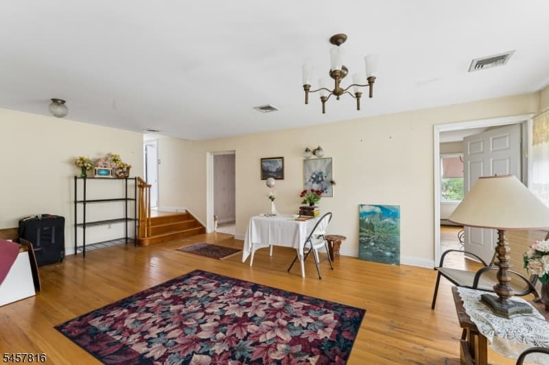 1415 N Wood Ave, Linden City photo 14