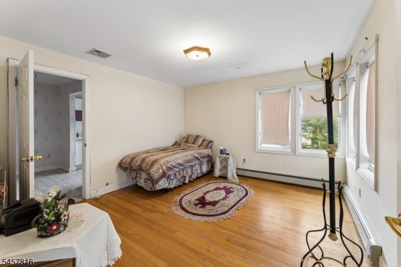 1415 N Wood Ave, Linden City photo 18