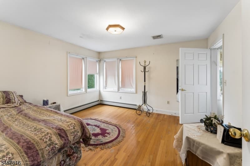 1415 N Wood Ave, Linden City photo 19