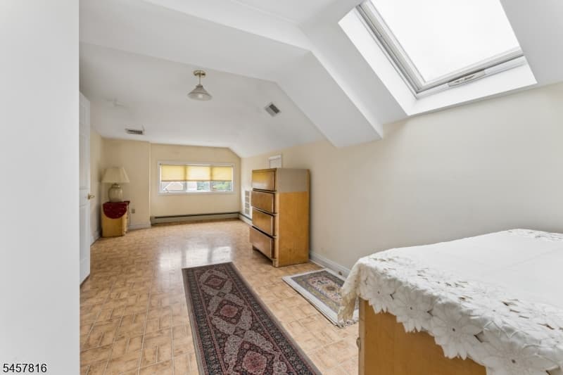 1415 N Wood Ave, Linden City photo 26