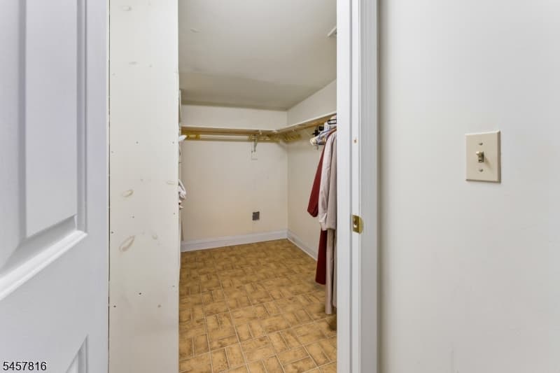 1415 N Wood Ave, Linden City photo 30