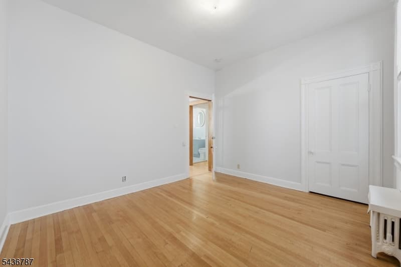 219 Magie Ave, Roselle Park Boro photo 11