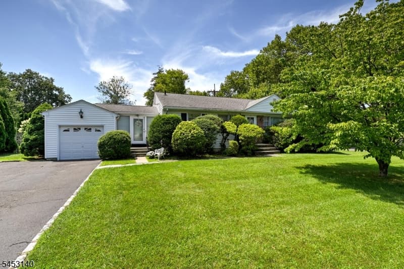271 Summit Rd, Mountainside Boro photo 2