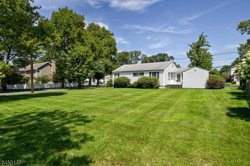 271 Summit Rd, Mountainside Boro photo 22