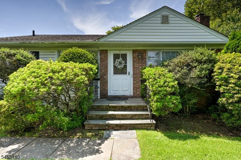 271 Summit Rd, Mountainside Boro photo 4