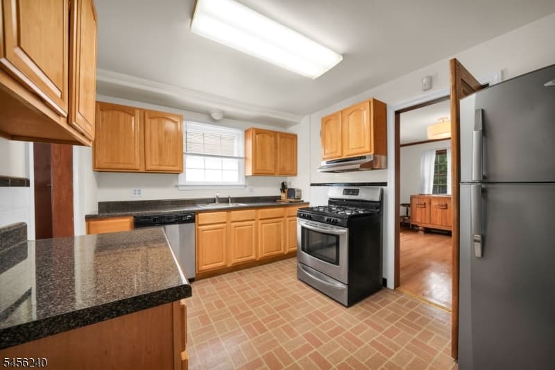 736 Lynmar Way, Union Twp. photo 8