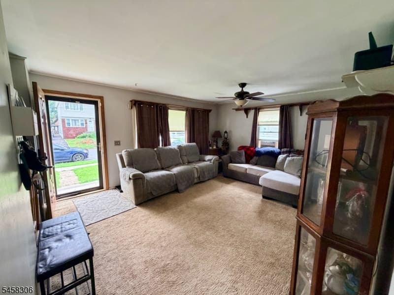 809 Rodgers Ct, Rahway City photo 3