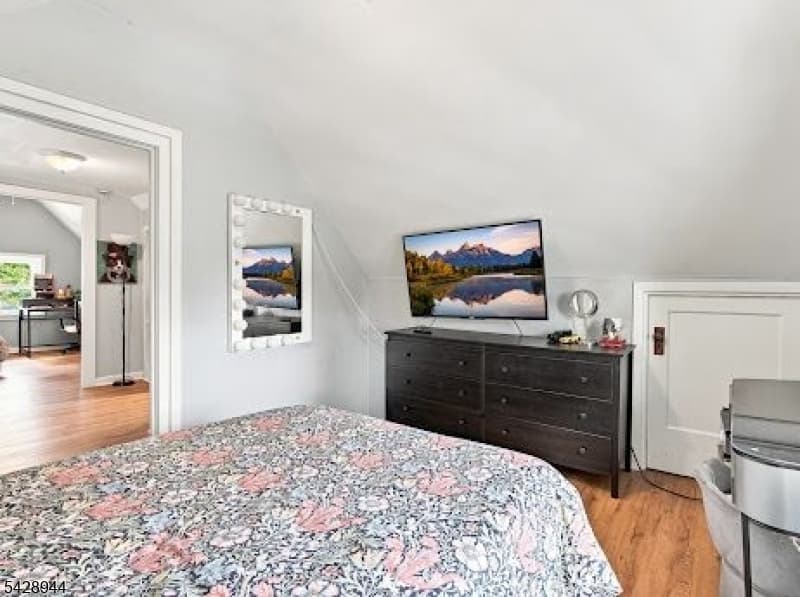 345 E Clay Ave, Roselle Park Boro photo 12