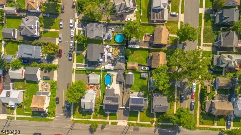 331 Thompson Avenue, Roselle Boro photo 22