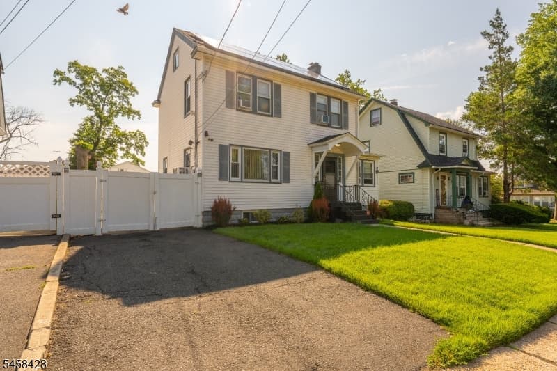 331 Thompson Avenue, Roselle Boro photo 3