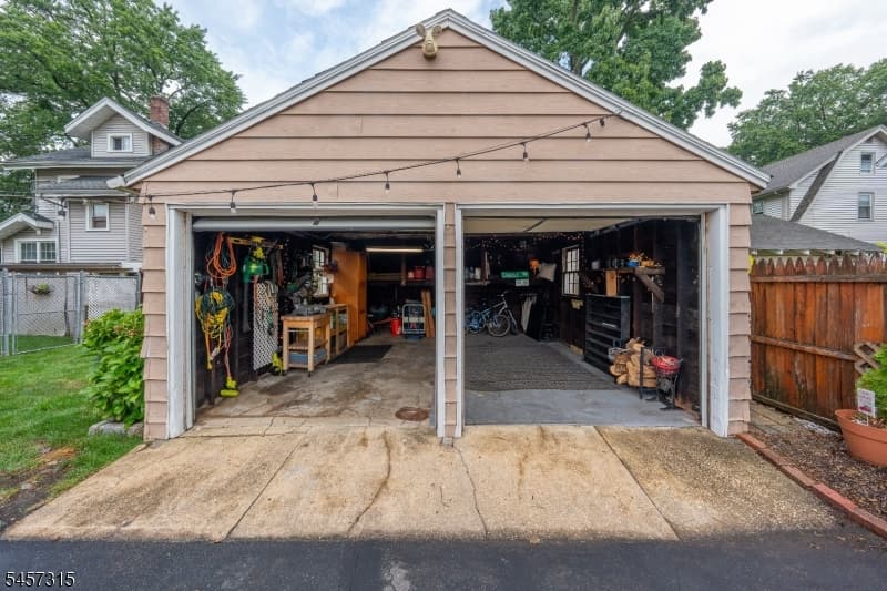 719 Locust St, Roselle Park Boro photo 33