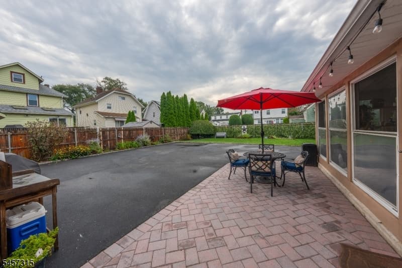 719 Locust St, Roselle Park Boro photo 5