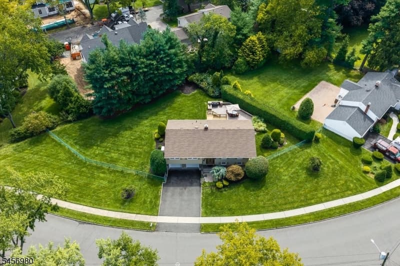 45 Michael Dr, Westfield Town photo 3