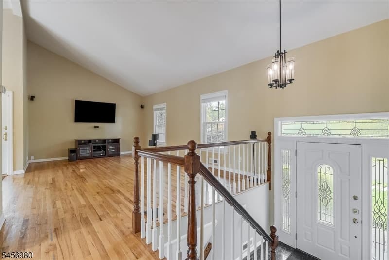45 Michael Dr, Westfield Town photo 5