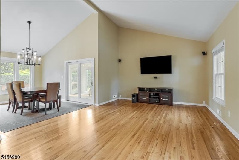 45 Michael Dr, Westfield Town photo 6