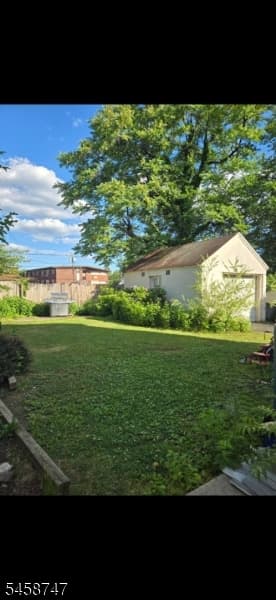 823 Bishop St, Union Twp. photo 3