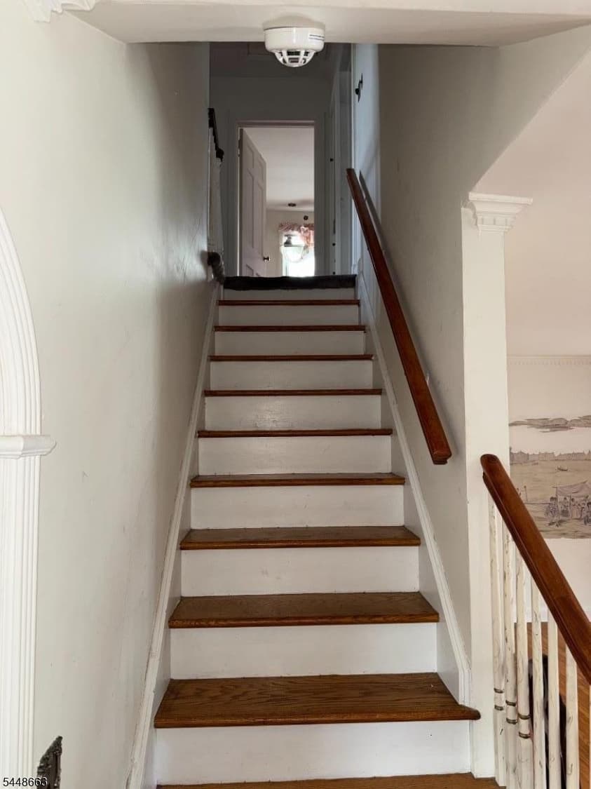 1453 Orchard Ter, Hillside Twp. photo 12