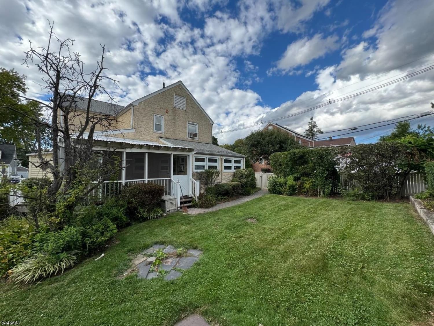 1453 Orchard Ter, Hillside Twp. photo 3