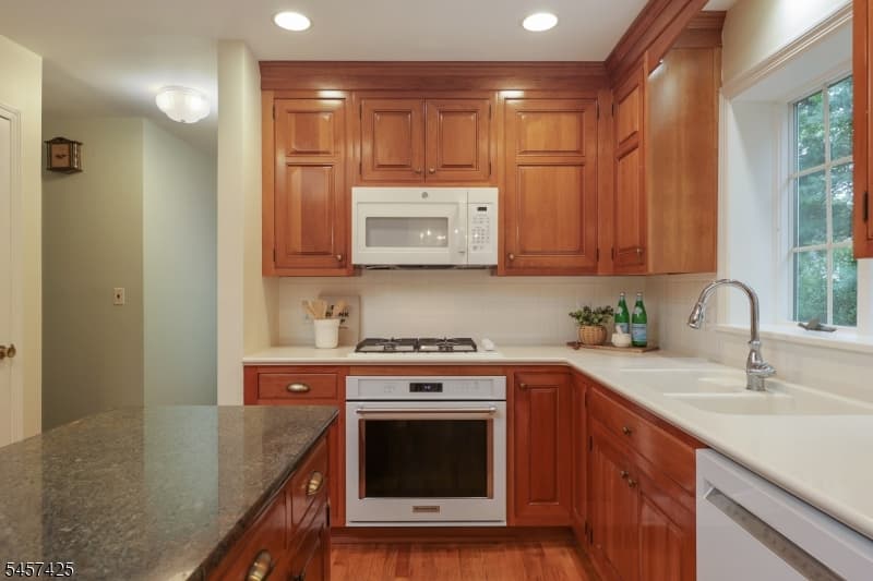 909 Stevens Avenue, Westfield Town photo 11