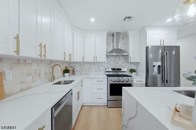 2209 Wood Ave, Roselle Boro photo 6