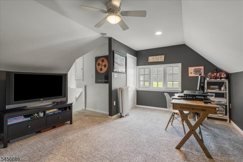 251 Tuttle Pkwy, Westfield Town photo 29