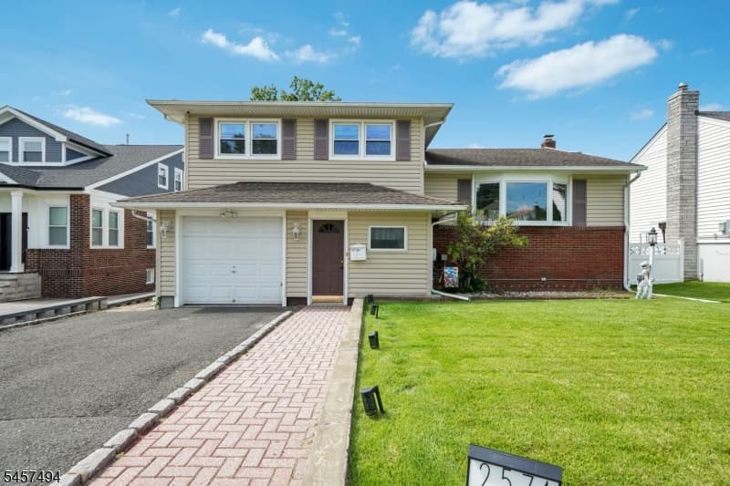 2574 Allen Ave, Union Twp.
