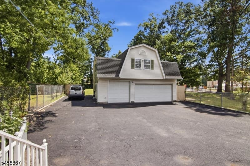567 Mountain Ave, Springfield Twp. photo 31