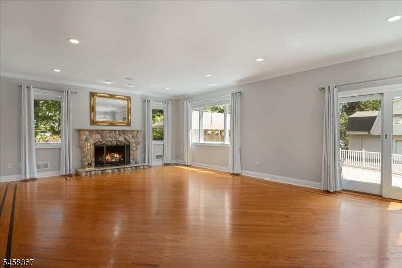 567 Mountain Ave, Springfield Twp. photo 9