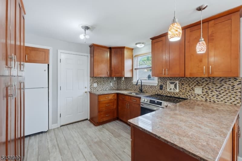 635 Robinson Ter, Union Twp. photo 12