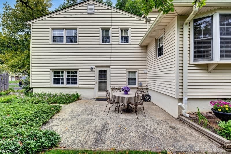 32 Gordon Pl, New Providence Boro photo 10