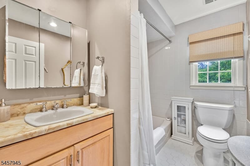 32 Gordon Pl, New Providence Boro photo 22
