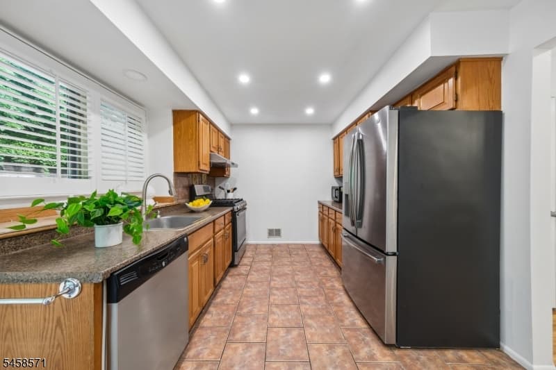 103 Park Ave, Summit City photo 11