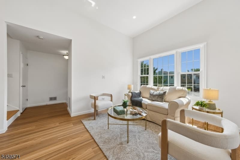 103 Park Ave, Summit City photo 4