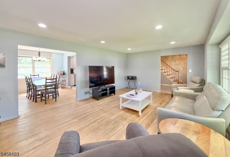 93 Summit Ct, Westfield Town photo 3