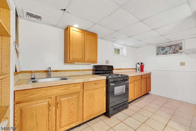 180 Mohawk Dr, Cranford Twp. photo 13