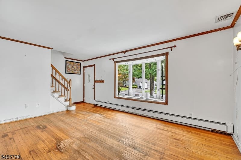 180 Mohawk Dr, Cranford Twp. photo 4