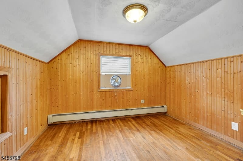 180 Mohawk Dr, Cranford Twp. photo 9