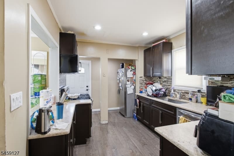 305 Stockton Ave, Roselle Boro photo 8
