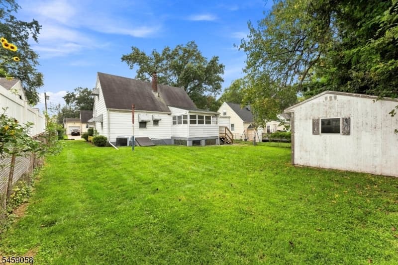 895 Apgar Ter, Rahway City photo 25
