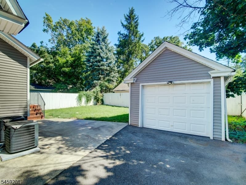 1213 Grant Ave, Plainfield City photo 6