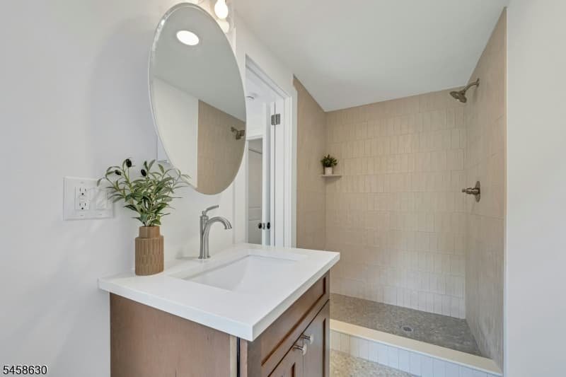 1466 Lamberts Mill Rd, Scotch Plains Twp. photo 10