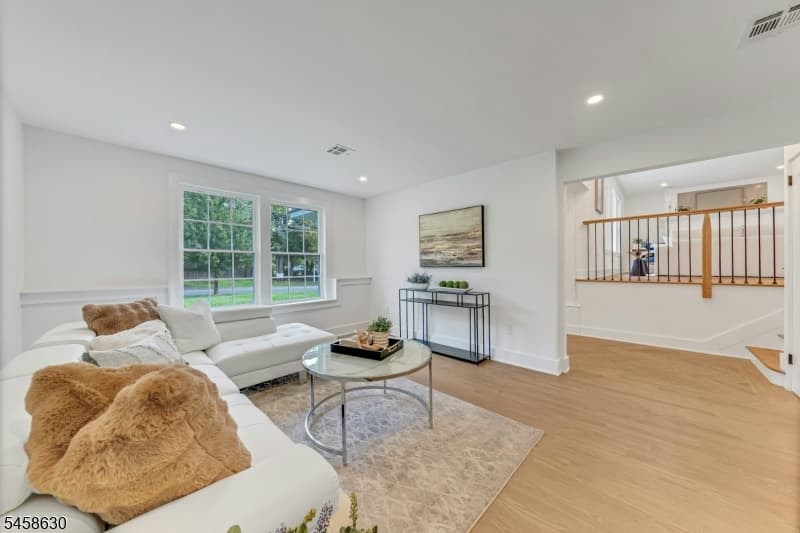 1466 Lamberts Mill Rd, Scotch Plains Twp. photo 6